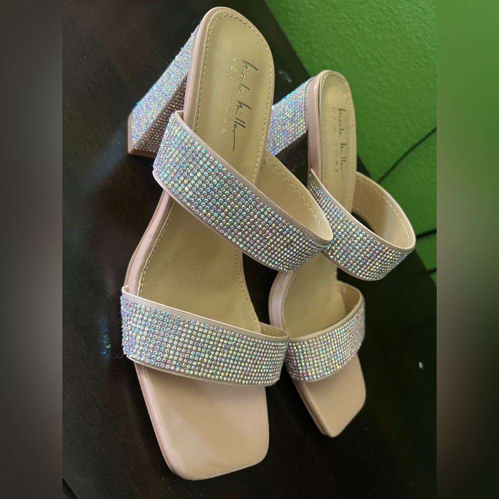 Nicole Miller Beige and Silver Heels